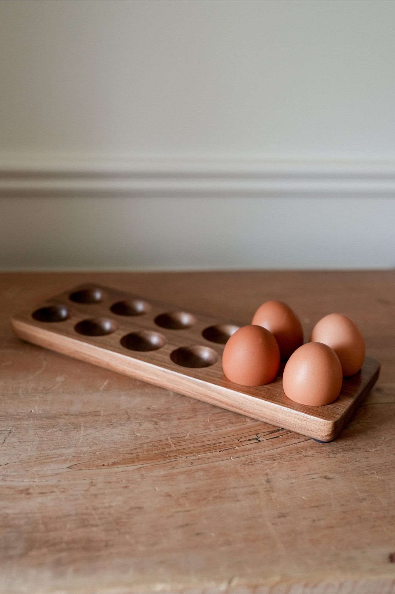 Acacia Egg Tray
